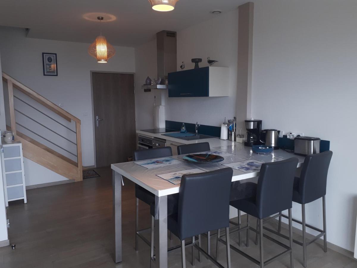 Lestrevet, Les Pieds Dans L Eau Apartment Plomodiern Екстериор снимка